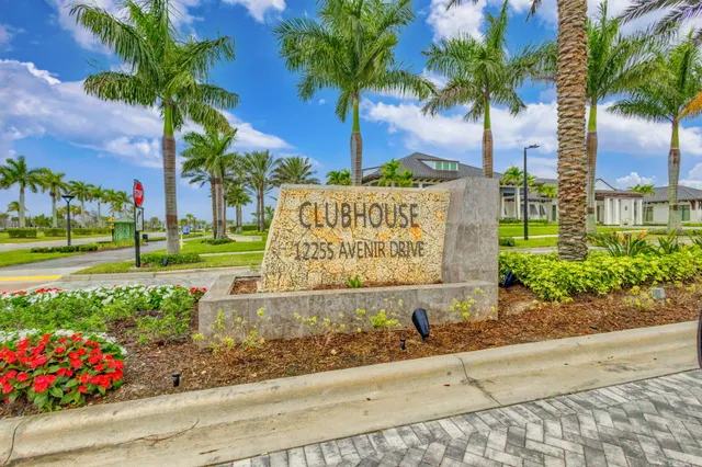 $5,000 | 10405 Northbrook Circle, Palm Beach Gardens, FL 33412