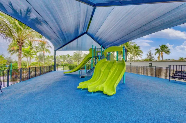 $5,000 | 10405 Northbrook Circle, Palm Beach Gardens, FL 33412