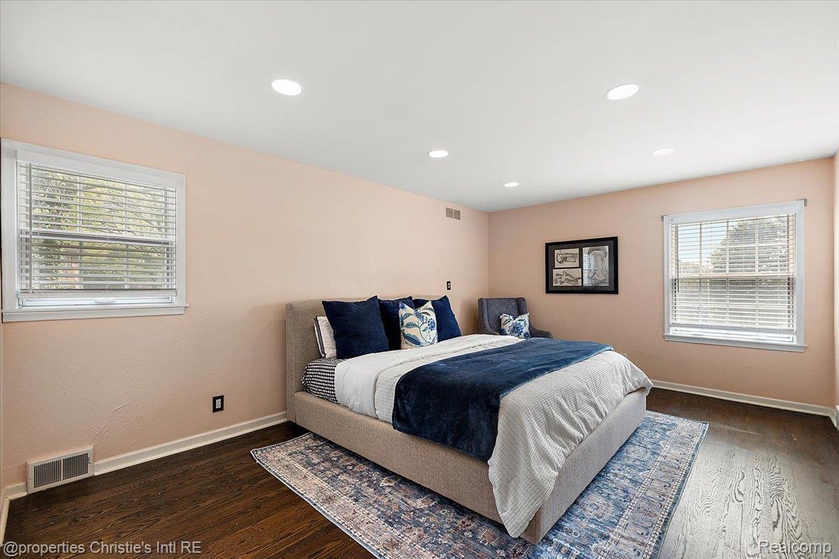 234 Lincoln Road Grosse Pointe, MI 48230 - Photo 24 of 44 070-234 Lincoln-70.jpg