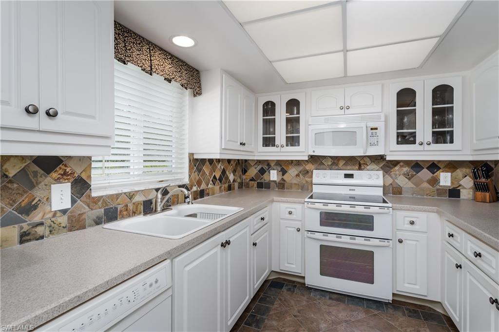 5515 Rattlesnake Hammock Road, Unit 205 Naples, FL 34113 - Photo 14 of 20