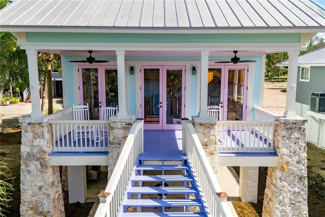 $725,000 | 1410 Magnolia Drive, Steinhatchee, FL 32359