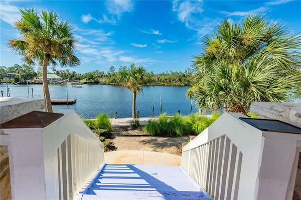 $725,000 | 1410 Magnolia Drive, Steinhatchee, FL 32359