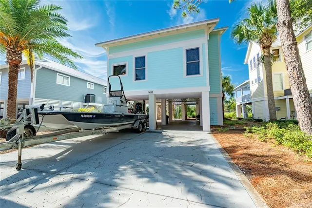 $725,000 | 1410 Magnolia Drive, Steinhatchee, FL 32359