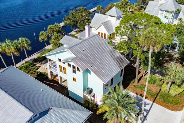 $725,000 | 1410 Magnolia Drive, Steinhatchee, FL 32359