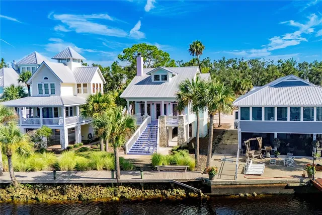 $725,000 | 1410 Magnolia Drive, Steinhatchee, FL 32359