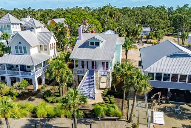 $725,000 | 1410 Magnolia Drive, Steinhatchee, FL 32359