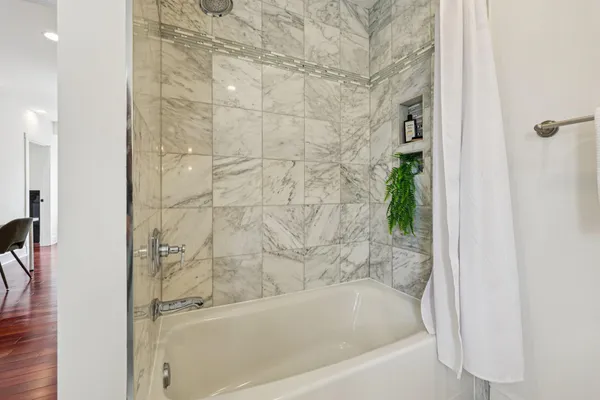 $1,900,000 | 816 South Veitch Street, Arlington, VA 22204