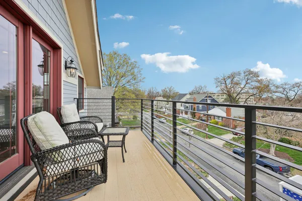 $1,900,000 | 816 South Veitch Street, Arlington, VA 22204