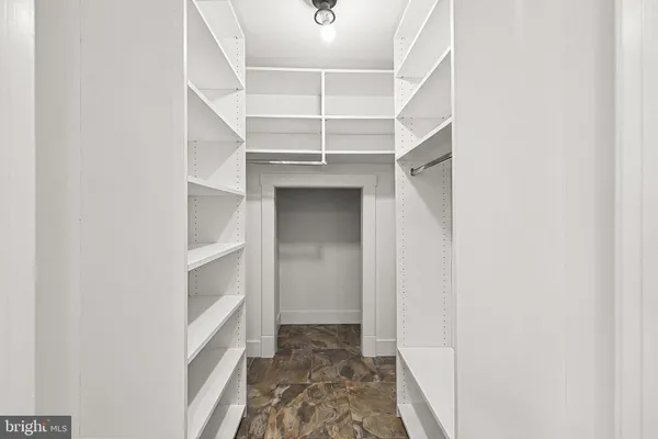 $1,900,000 | 816 South Veitch Street, Arlington, VA 22204