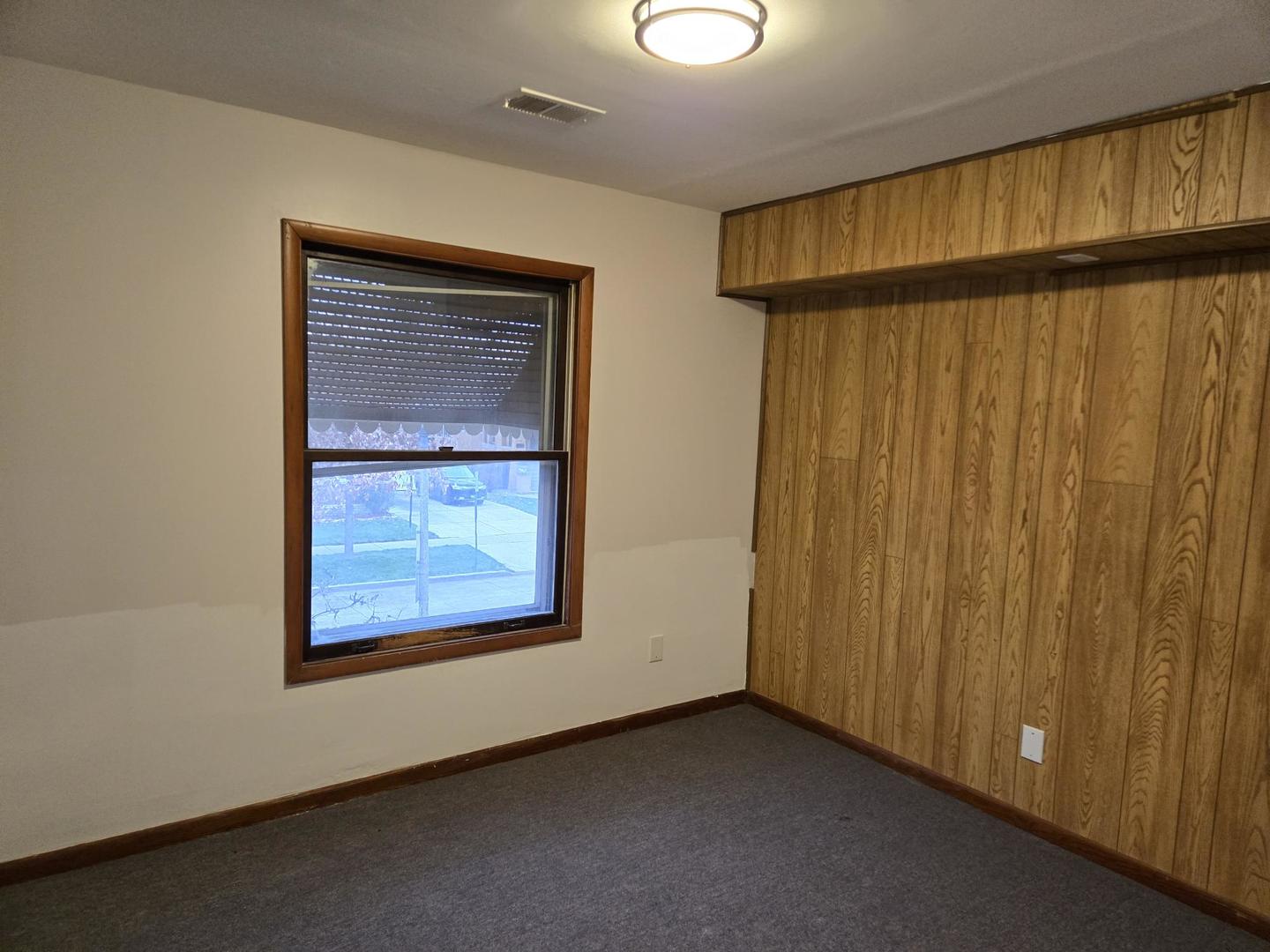 8535 Callie Avenue Morton Grove, IL 60053 - Photo 12 of 15