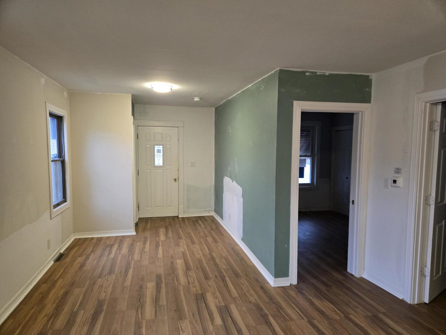 8535 Callie Avenue Morton Grove, IL 60053 - Photo 4 of 15