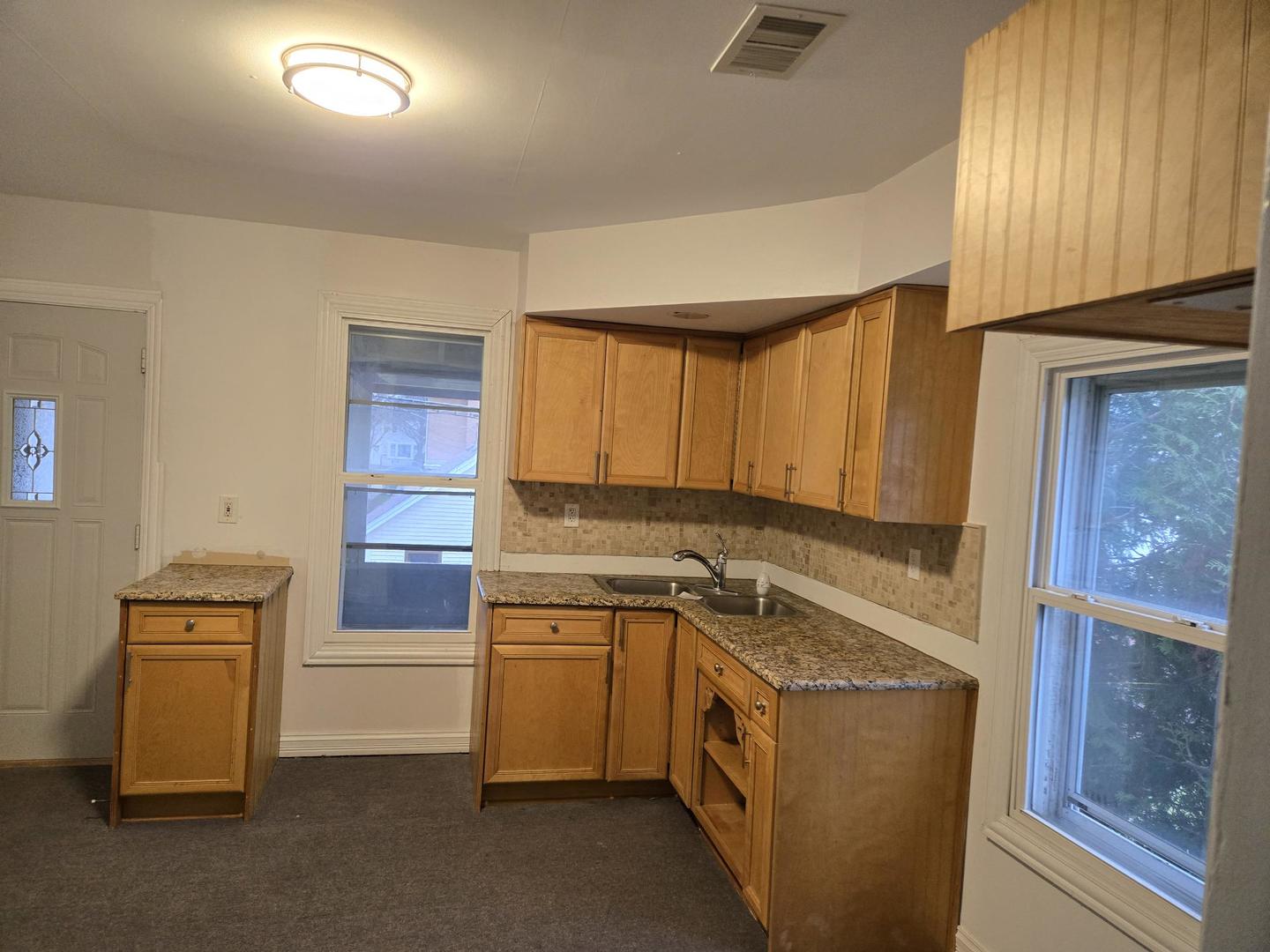 8535 Callie Avenue Morton Grove, IL 60053 - Photo 8 of 15