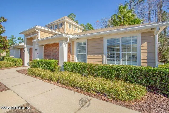 $2,100 | 8343 Copperwood Lane, Jacksonville, FL 32216