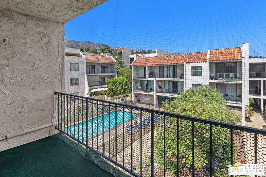 1401 Valley View Road, Unit 321 Glendale, CA 91202 - Photo 11 of 34