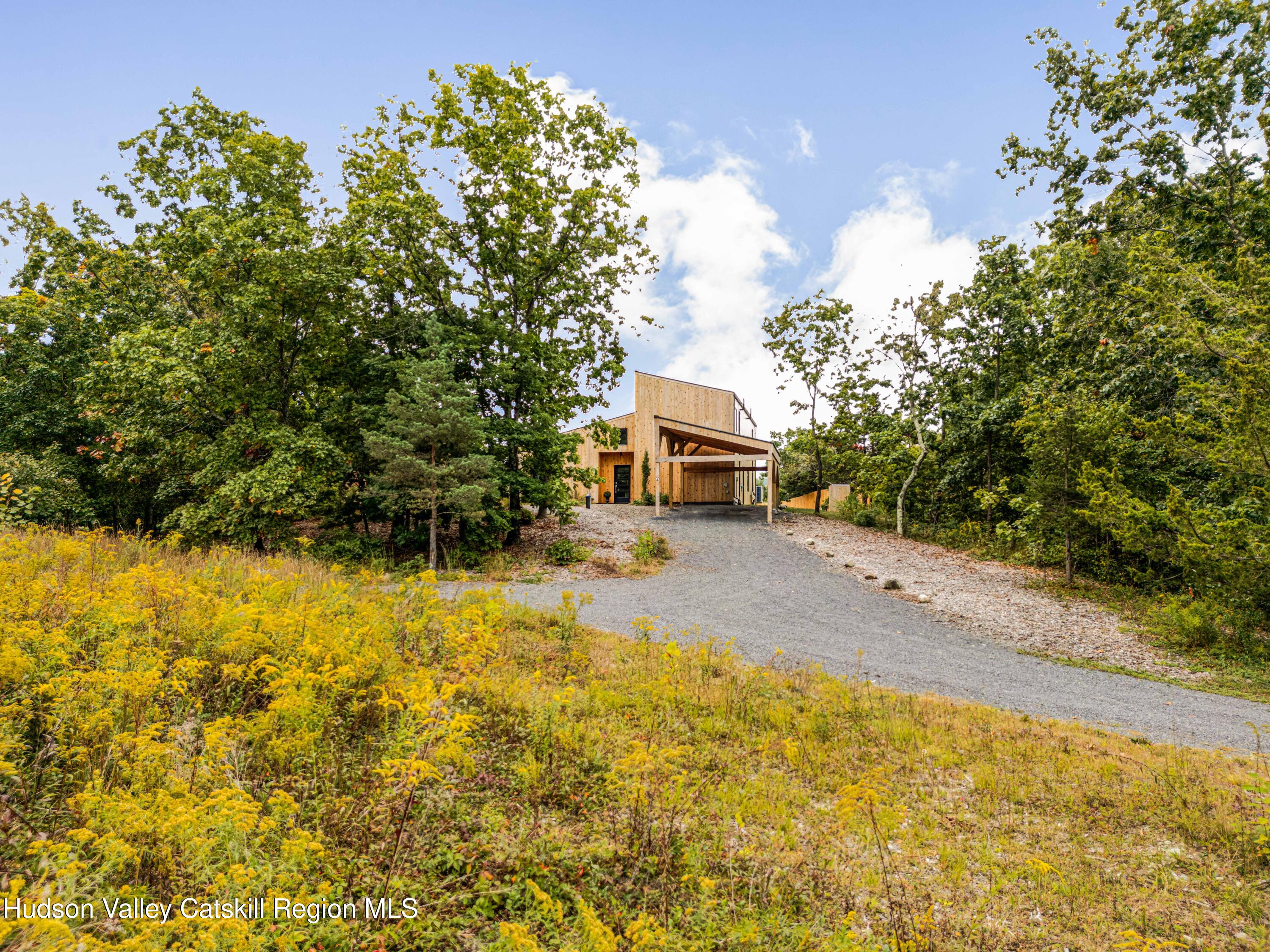 998 Willow Brook Road Milan, NY 12514 - Photo 31 of 34 a view of walk in front of house