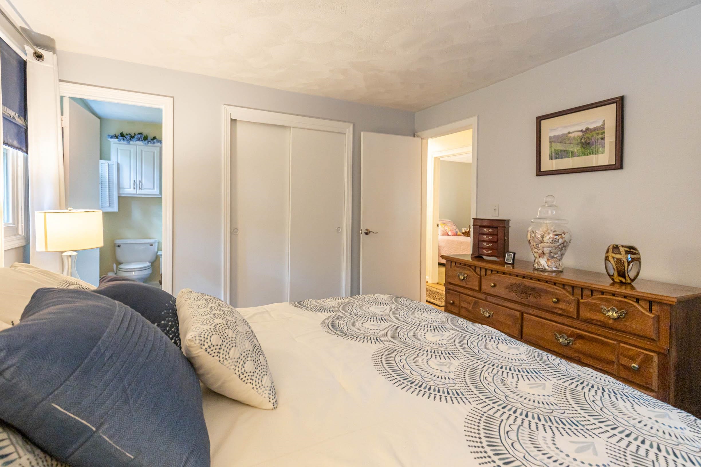 17 Rolling Ridge Road Londonderry, NH 03053 - Photo 22 of 38