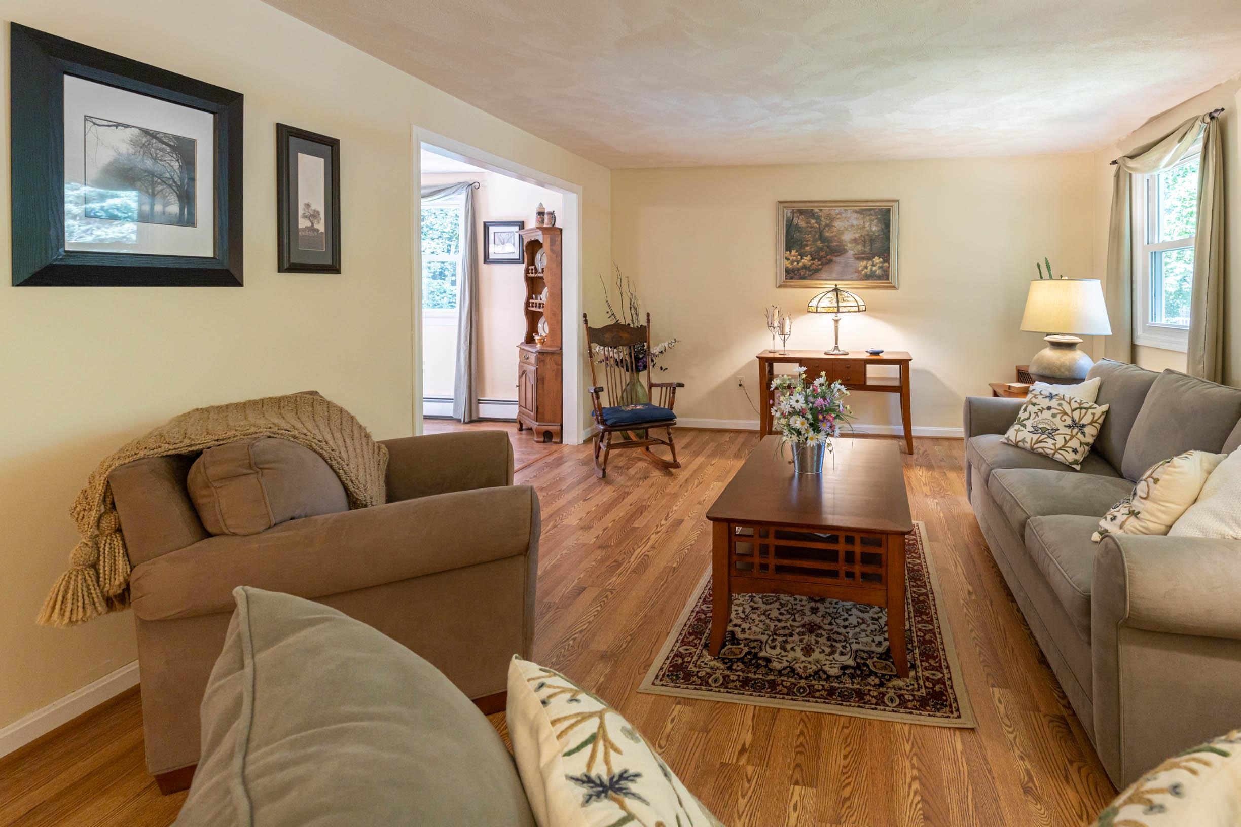 17 Rolling Ridge Road Londonderry, NH 03053 - Photo 6 of 38