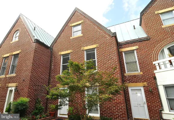 $4,850 | 158 North Union Street, Unit TH158, Alexandria, VA 22314