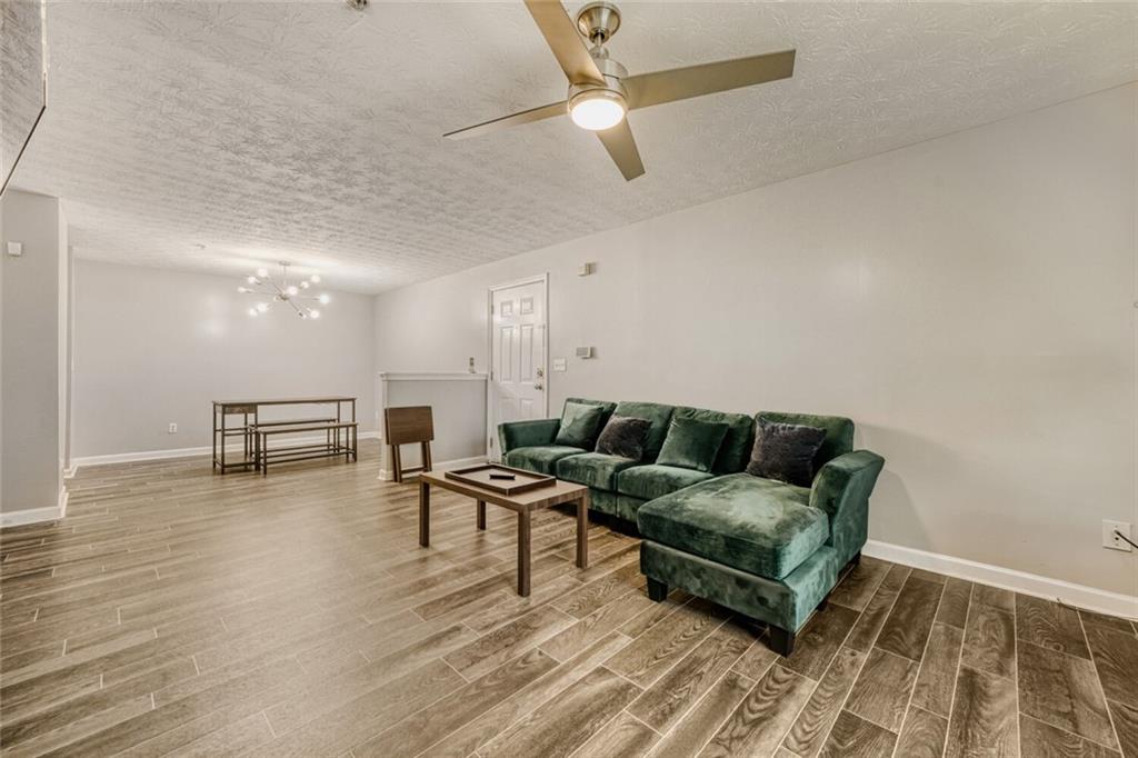 10204 Fairington Ridge Circle Lithonia, GA 30038 - Photo 5 of 16