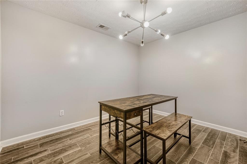 10204 Fairington Ridge Circle Lithonia, GA 30038 - Photo 6 of 16