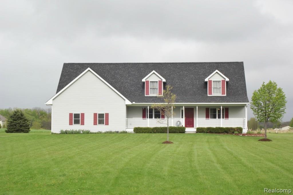 7386 Rustic Way Drive Fowlerville, MI 48836 - Photo 1 of 15 7386 Rustic Way front.jpg