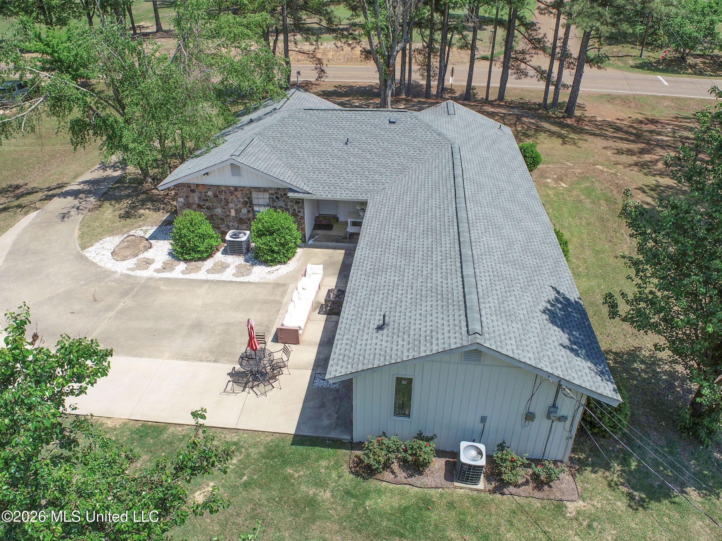 415 Woodland Road Batesville, MS 38606 - Photo 26 of 120 2rlawk27