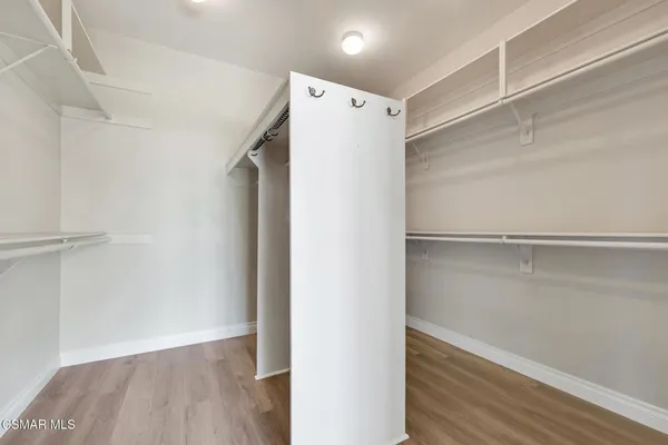 $1,475,000 | 1009 Del Tio Court, Camarillo, CA 93010