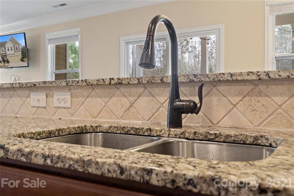 78150 Rillstone Drive Lancaster, SC 29720 - Photo 14 of 41 a view of a kitchen sink