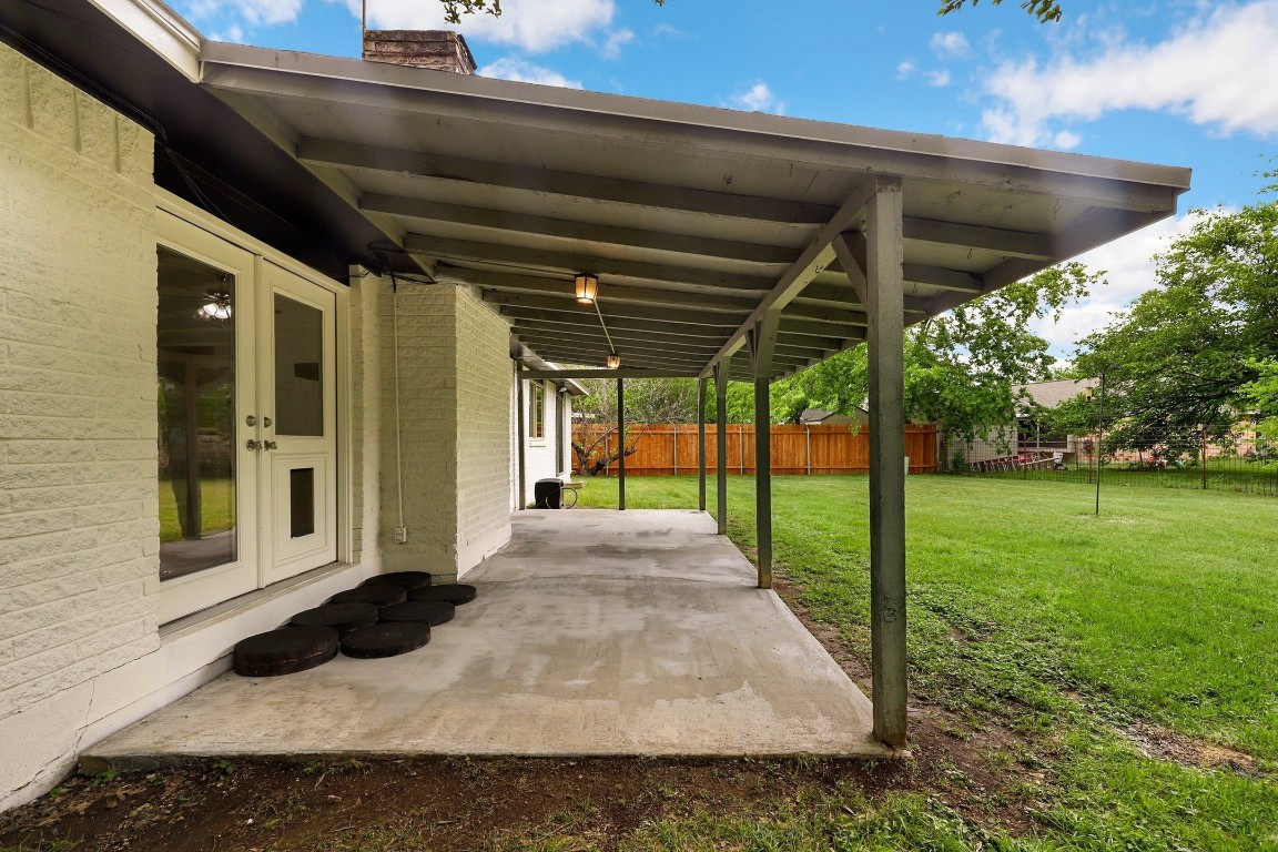 1008 Ridgeline Drive Round Rock, TX 78664 - Photo 27 of 30 a view of a porch with a backyard