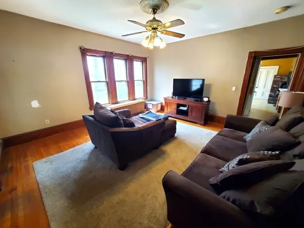 $649,900 | 81 Bedford Street, Bridgewater, MA 02324