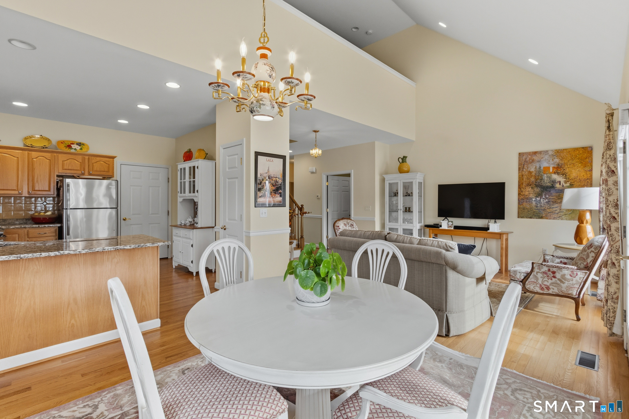 8 Old Barn Road, Unit 8 East Windsor, CT 06088 - Photo 3 of 3