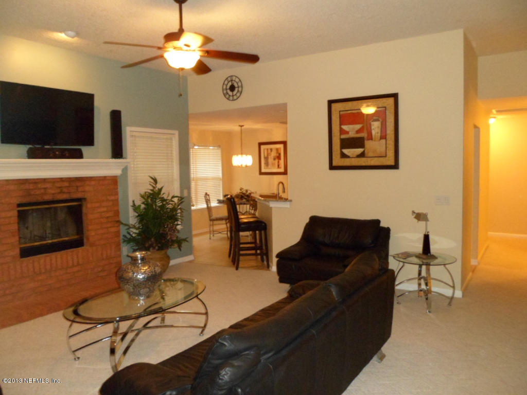 4030 High Pine Road Jacksonville, FL 32225 - Photo 15 of 23 Family Room