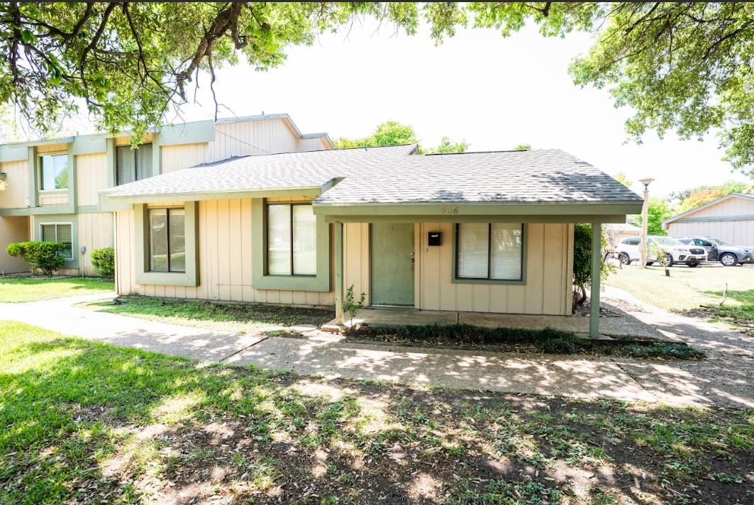 906 Silver Quail Lane Austin, TX 78758 - Photo 1 of 33 View of front of house with roof with shingles and board and batten siding