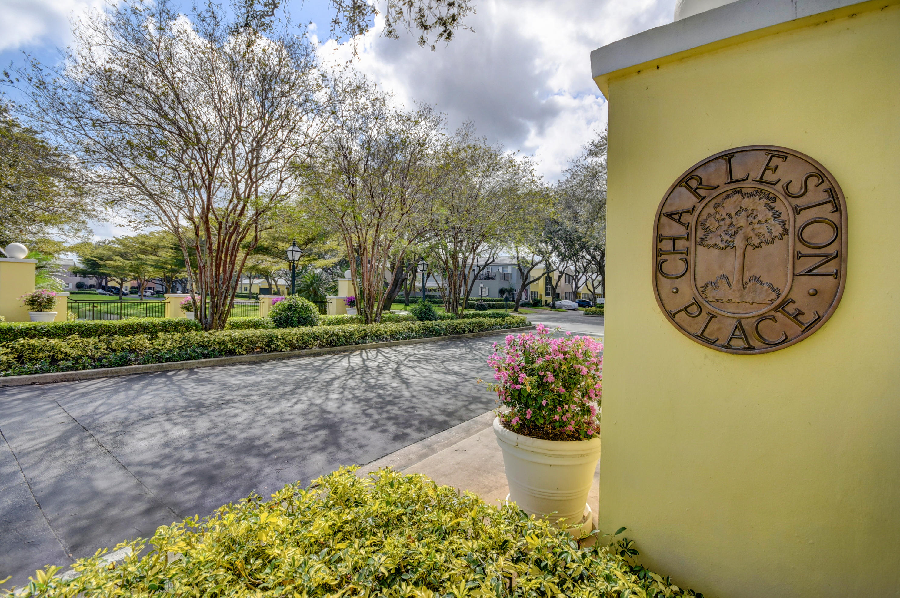 5950 Michaux Street Boca Raton, FL 33433 - Photo 30 of 36 25