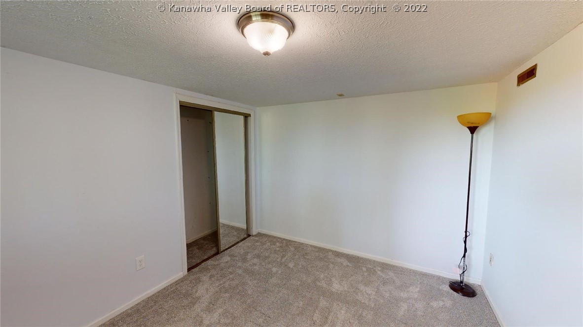 63 Summit Ridge Road Hurricane, WV 25526 - Photo 28 of 35 Gallery Image 28