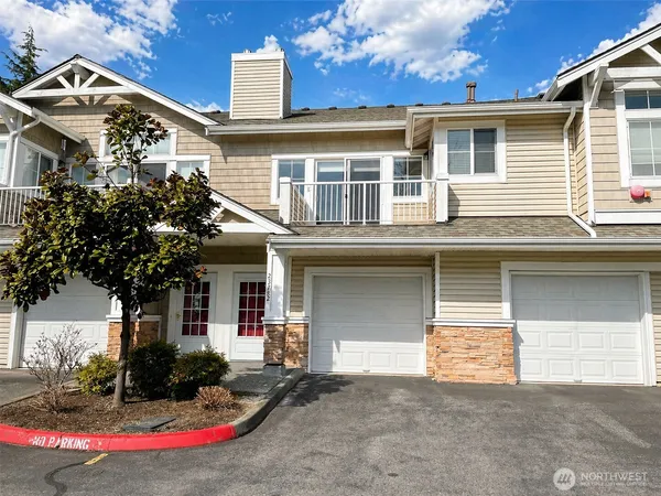$539,000 | 23782 Southeast Summerhill Lane, Unit 54, Issaquah, WA 98029