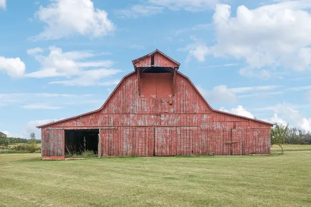 $610,000 | 250 Awalt Drive, Winchester, TN 37398