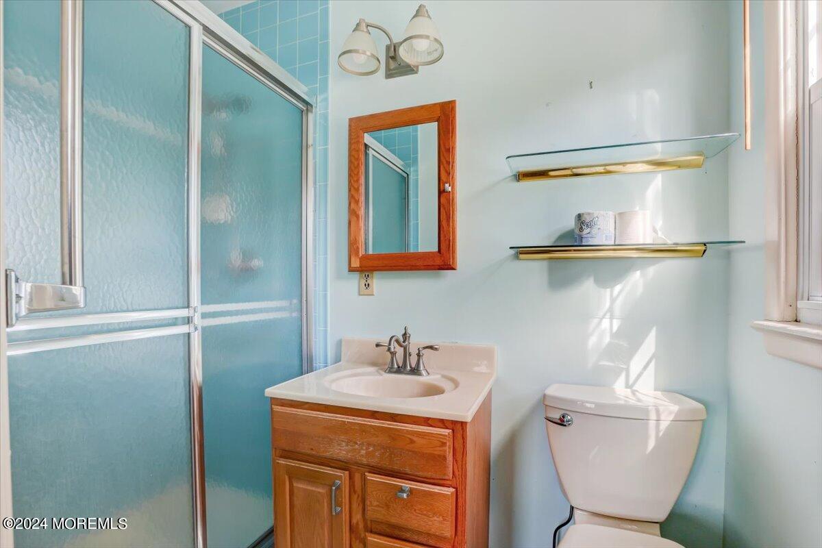 32 Bittner Road Perrineville, NJ 08535 - Photo 14 of 36 16-Primary Bathroom