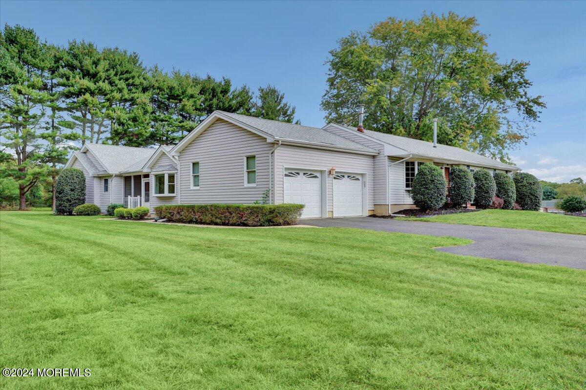 32 Bittner Road Perrineville, NJ 08535 - Photo 2 of 36 38-Backyard