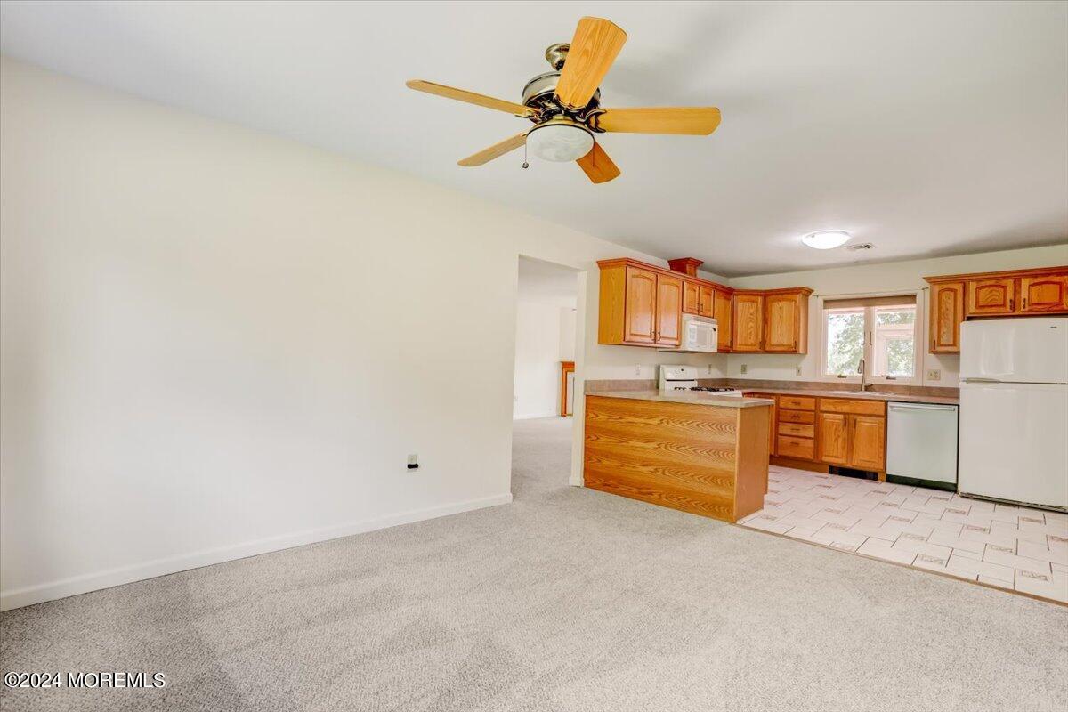 32 Bittner Road Perrineville, NJ 08535 - Photo 21 of 36 23-Family Room 2