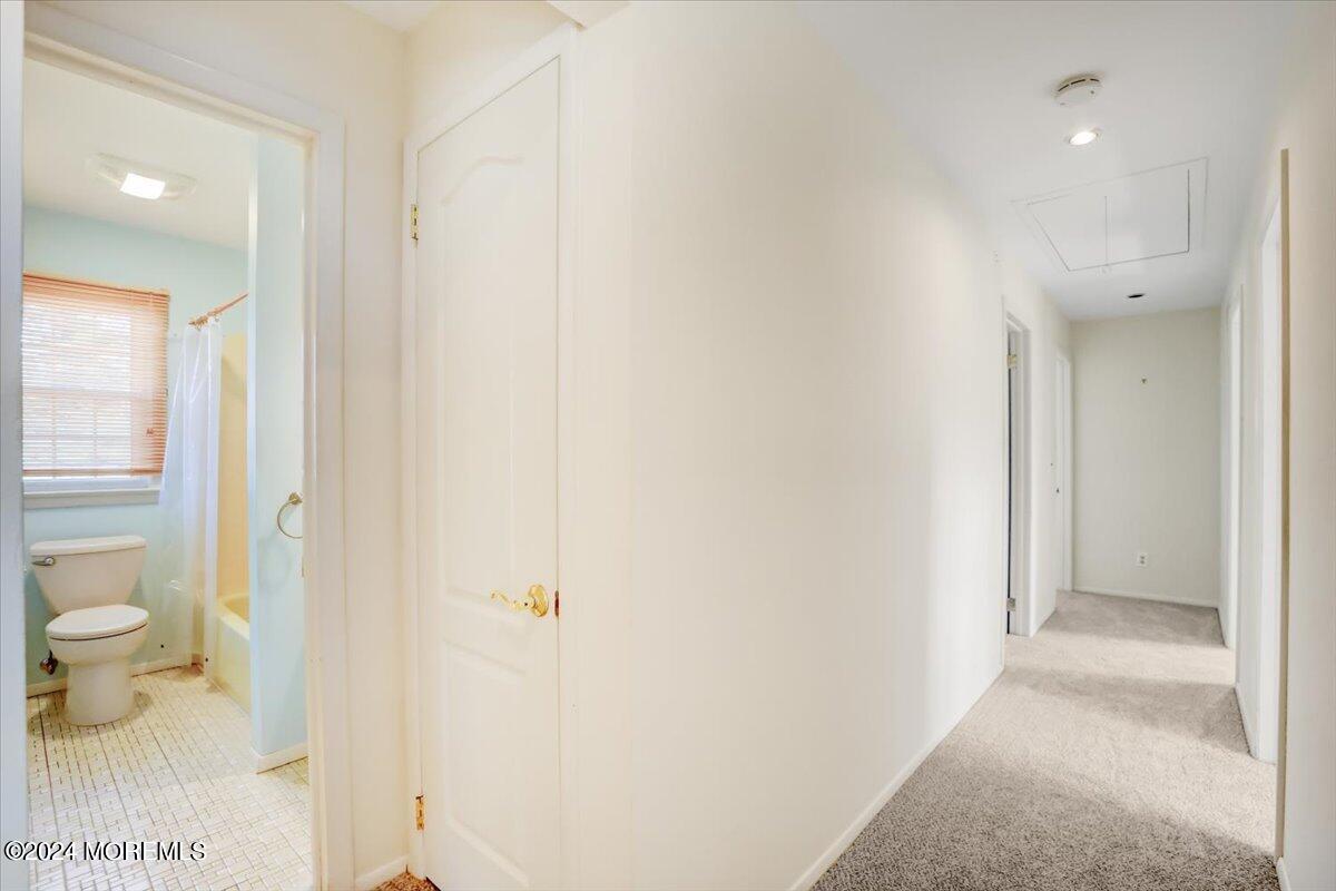 32 Bittner Road Perrineville, NJ 08535 - Photo 28 of 36 30-Hallway