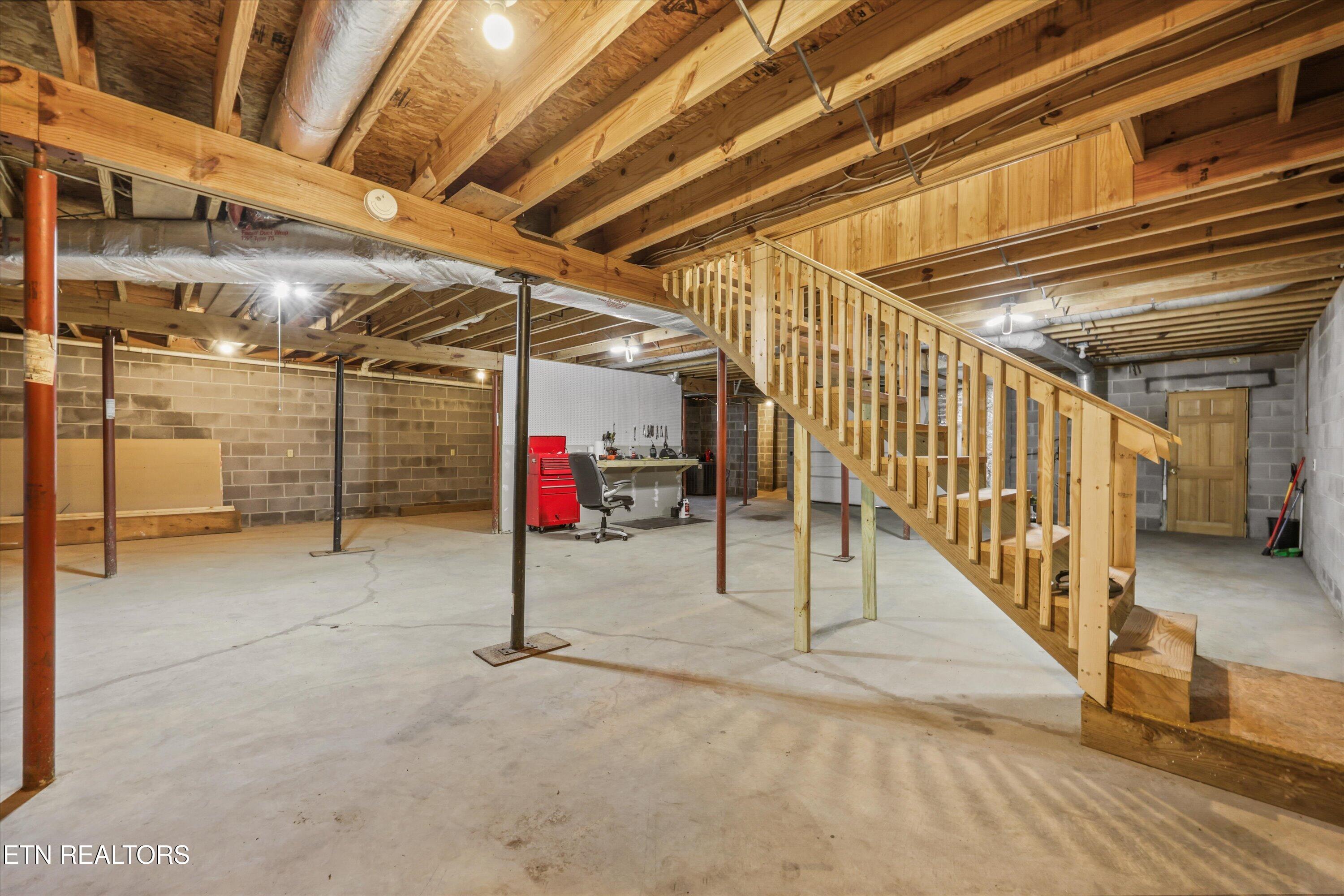 2418 Tipton Loop Road Maryville, TN 37803 - Photo 31 of 55 31-2418 Tipton Loop Rd28