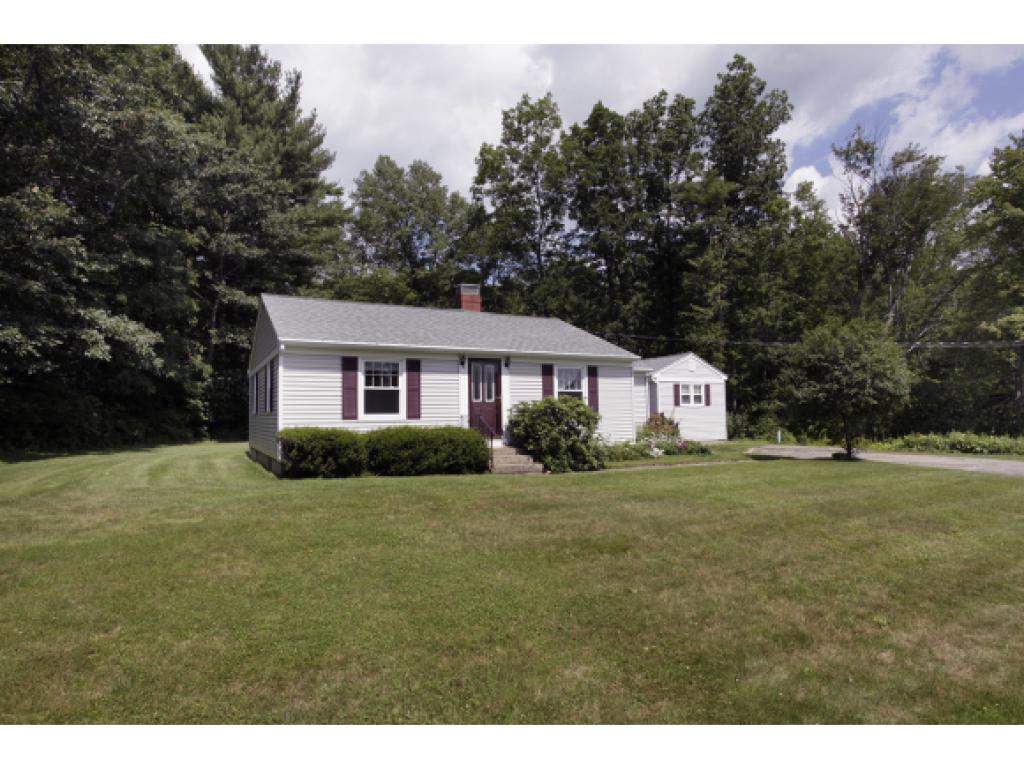 466 Packers Falls Road Lee, NH 03861 - Photo 3 of 22