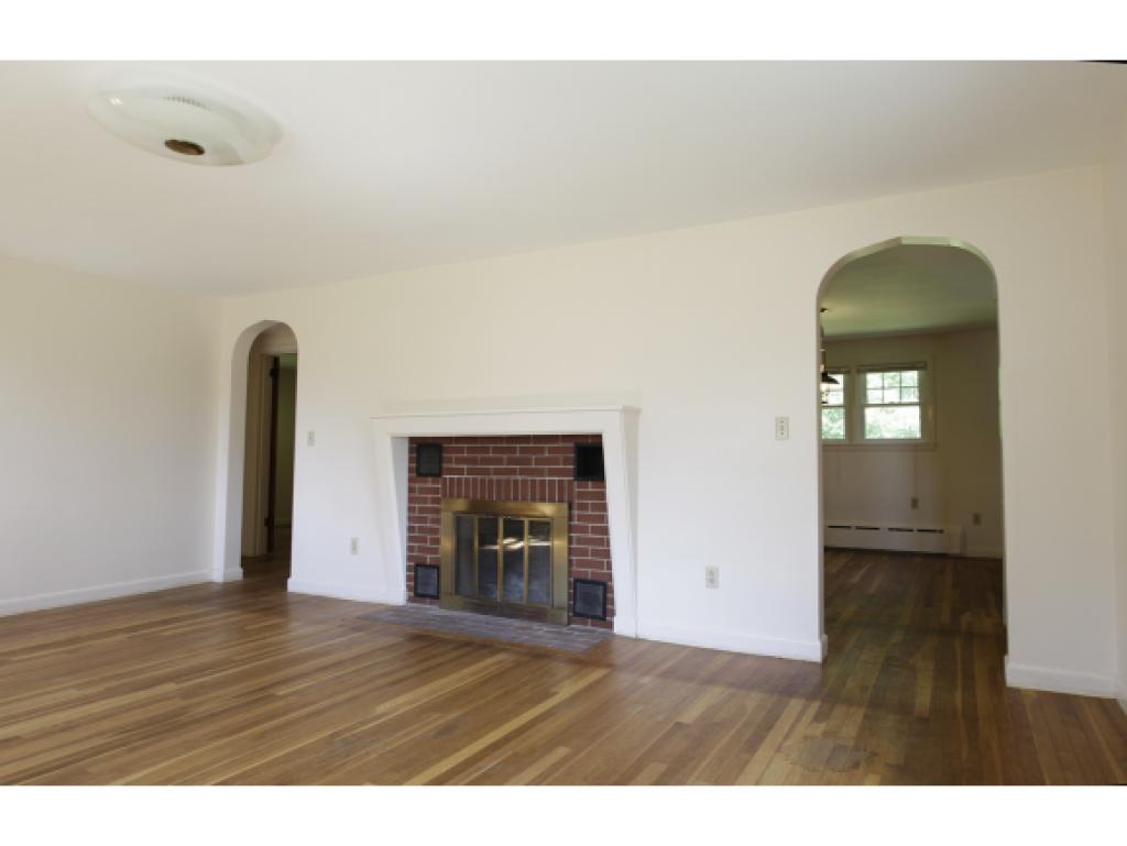 466 Packers Falls Road Lee, NH 03861 - Photo 7 of 22