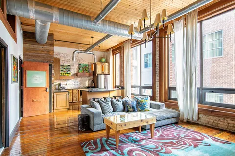 $12,999,000 | 211 3rd Avenue North, Nashville, TN 37201