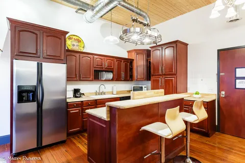 $12,999,000 | 211 3rd Avenue North, Nashville, TN 37201