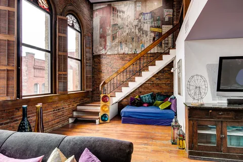 $12,999,000 | 211 3rd Avenue North, Nashville, TN 37201