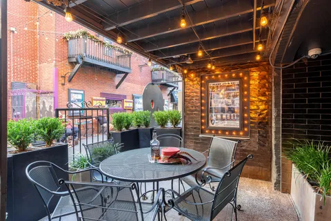 $12,999,000 | 211 3rd Avenue North, Nashville, TN 37201