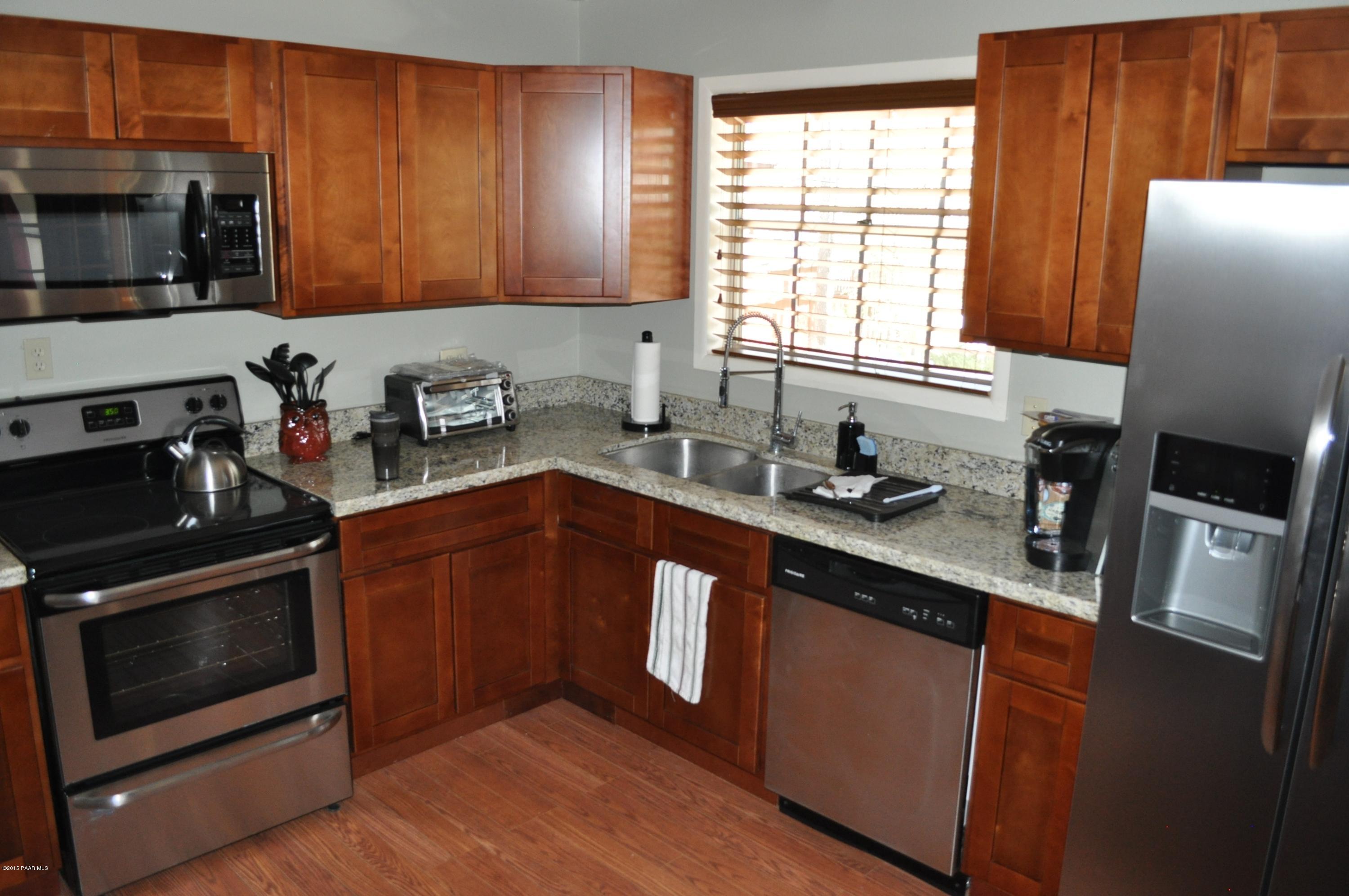 1420 West Quartz Road Prescott, AZ 86303 - Photo 4 of 21 Nice upgraded kitchen