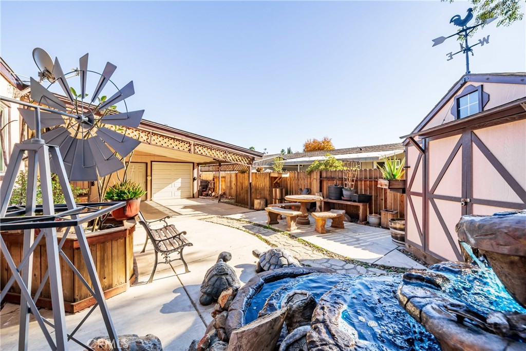 24553 Maitri Road Temescal Valley, CA 92883 - Photo 26 of 36 Space to relax